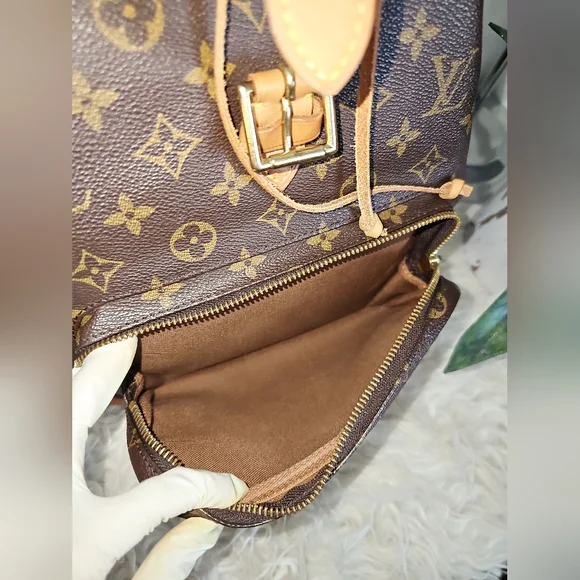🔥Authentic 🔥 Louis Vuitton Brown Monogram Backpack - Picture 10 of 15